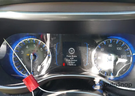 2021 Chrysler Voyager Lxi из США, поврежденный, VIN 2C4RC1DG5MR520573